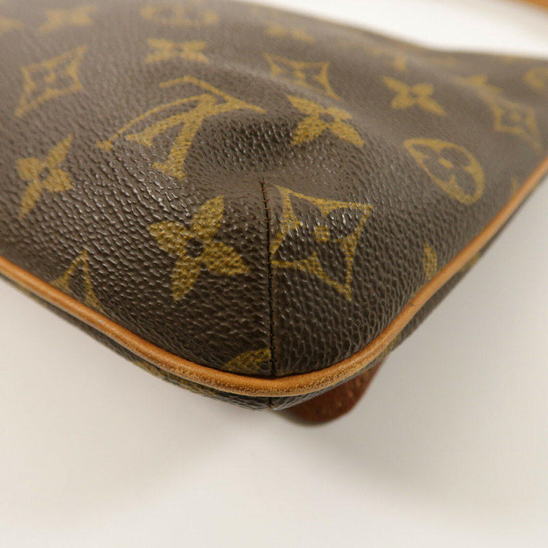 LOUIS VUITTON Monogram Musette Tango金扣肩背袋-6