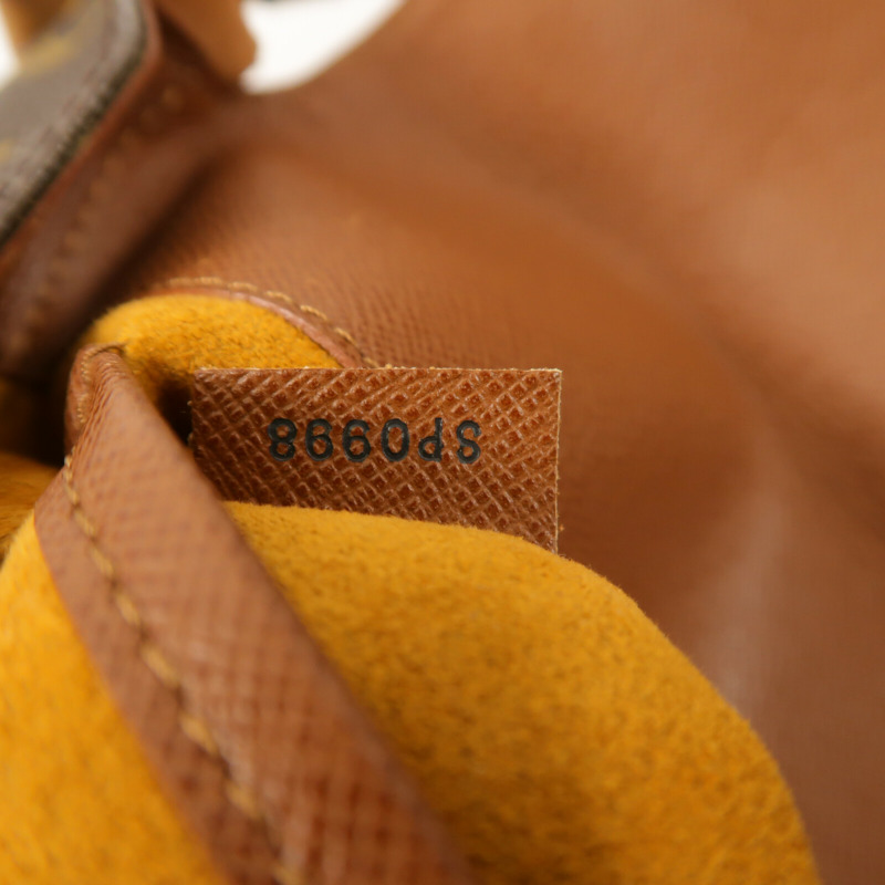 LOUIS VUITTON Monogram Musette Tango金扣肩背袋-17