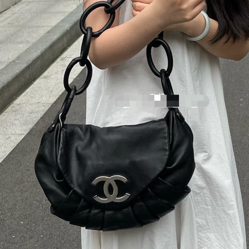 ️Chanel 黑銀餃子包 35*26 98新配件塵袋-1