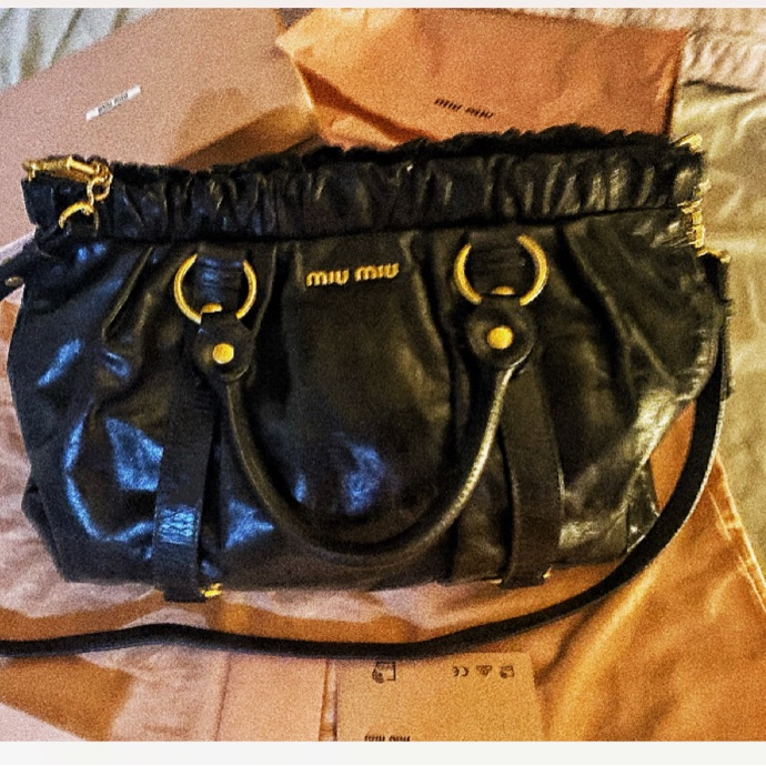 Miumiu黑金油蠟包Vitello Lux 2WAY 手提 肩背 斜背包 機車包 機場包-8