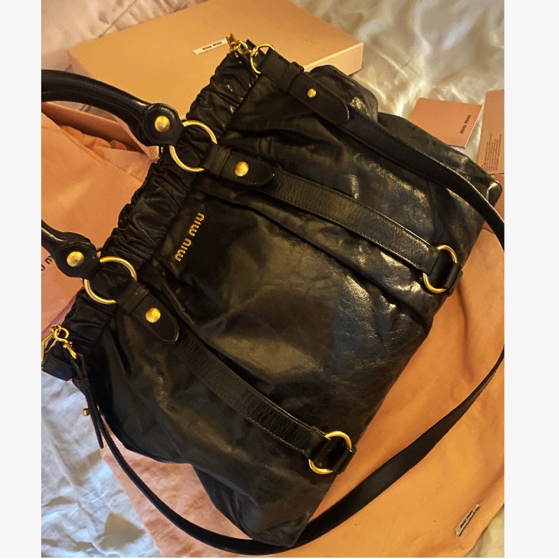 Miumiu黑金油蠟包Vitello Lux 2WAY 手提 肩背 斜背包 機車包 機場包-9