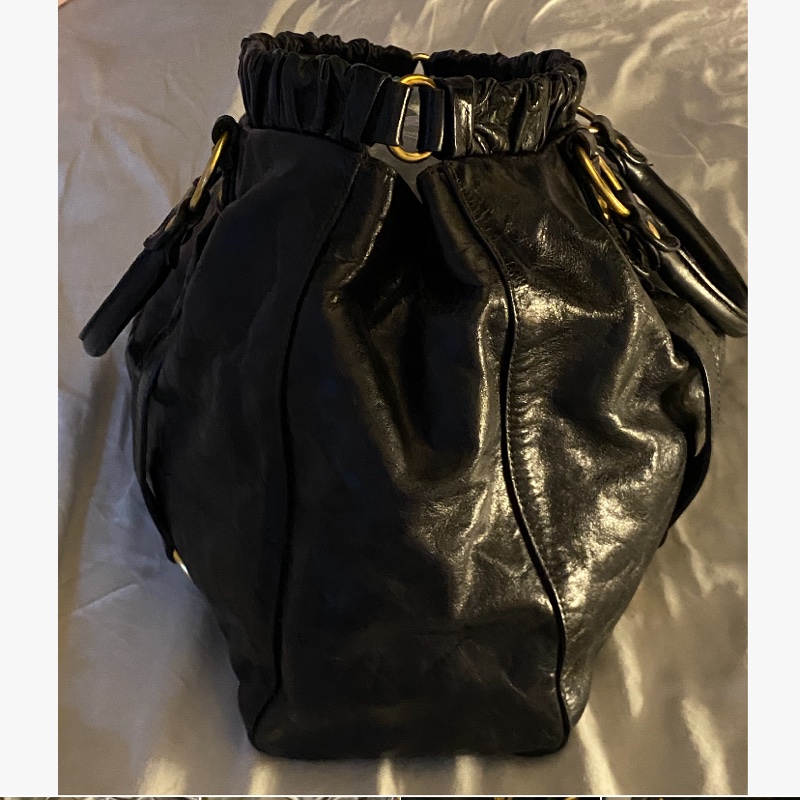 Miumiu黑金油蠟包Vitello Lux 2WAY 手提 肩背 斜背包 機車包 機場包-18