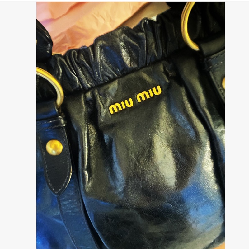 Miumiu黑金油蠟包Vitello Lux 2WAY 手提 肩背 斜背包 機車包 機場包-20