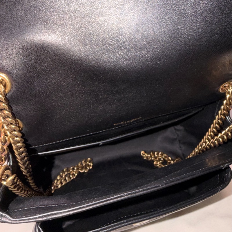 極新配件齊 甜甜價 原十一萬YSL 經典小羊皮NIKI BABY 黑金-16