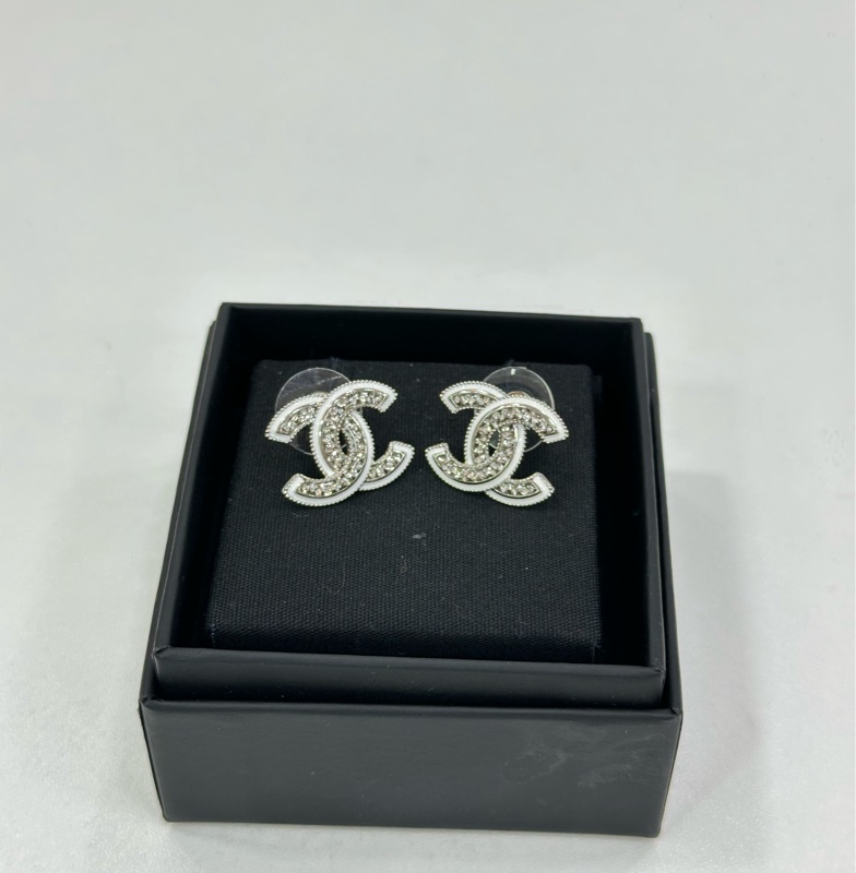 Chanel/香奈兒 25C早春款 經典雙C標誌爆款 經典銀色亮片樹脂雙C大Logo耳環耳飾 時尚氣質 大氣精緻-1