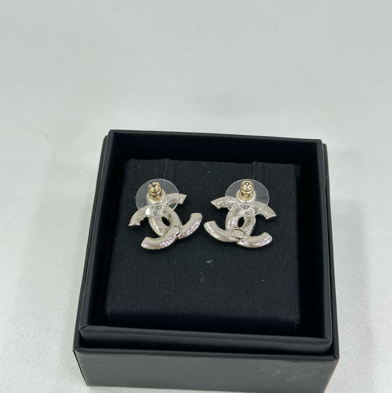 Chanel/香奈兒 25C早春款 經典雙C標誌爆款 經典銀色亮片樹脂雙C大Logo耳環耳飾 時尚氣質 大氣精緻-2