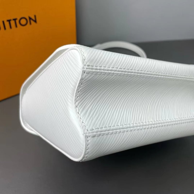 LV 芯片款 白雪公主磨砂金屬扣小號 牛皮twist 帶手提款 肩帶可拆卸 18.5*14*8.5 99新配件鏡子 塵袋 盒子-5