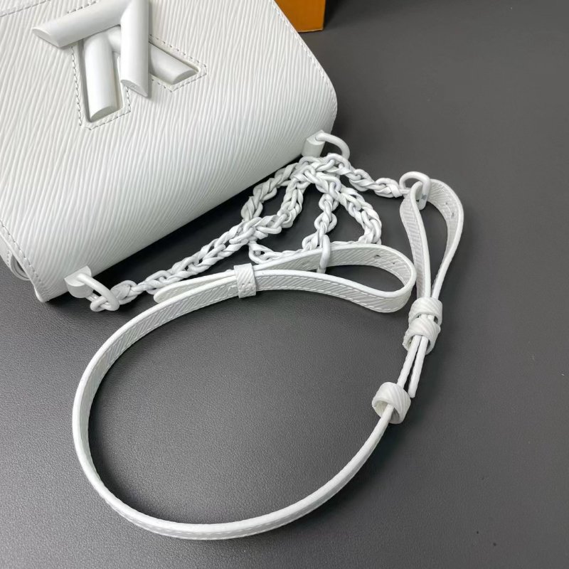 LV 芯片款 白雪公主磨砂金屬扣小號 牛皮twist 帶手提款 肩帶可拆卸 18.5*14*8.5 99新配件鏡子 塵袋 盒子-6