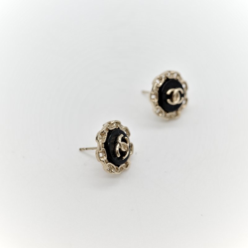 Chanel 香奈兒 淡金色 CC 黑色 耳釘 耳環-1