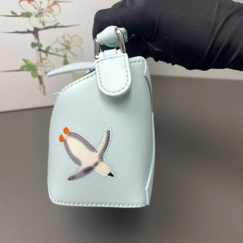 Loewe suna Fujita 聯名絕版冰川藍 企鵝minipuzzle 手提肩背斜背包 17*12*7.5 98新配件肩帶 塵袋 盒子-2