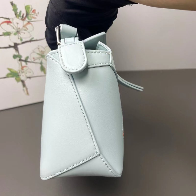 Loewe suna Fujita 聯名絕版冰川藍 企鵝minipuzzle 手提肩背斜背包 17*12*7.5 98新配件肩帶 塵袋 盒子-3