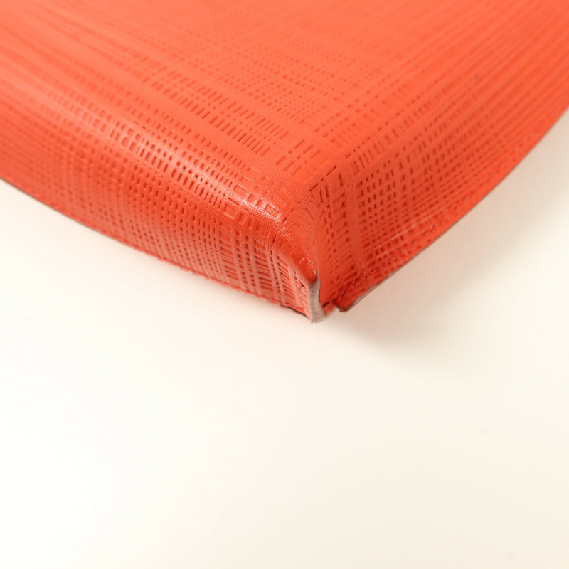 LOEWE 牛皮皮革T Pouch小袋-10