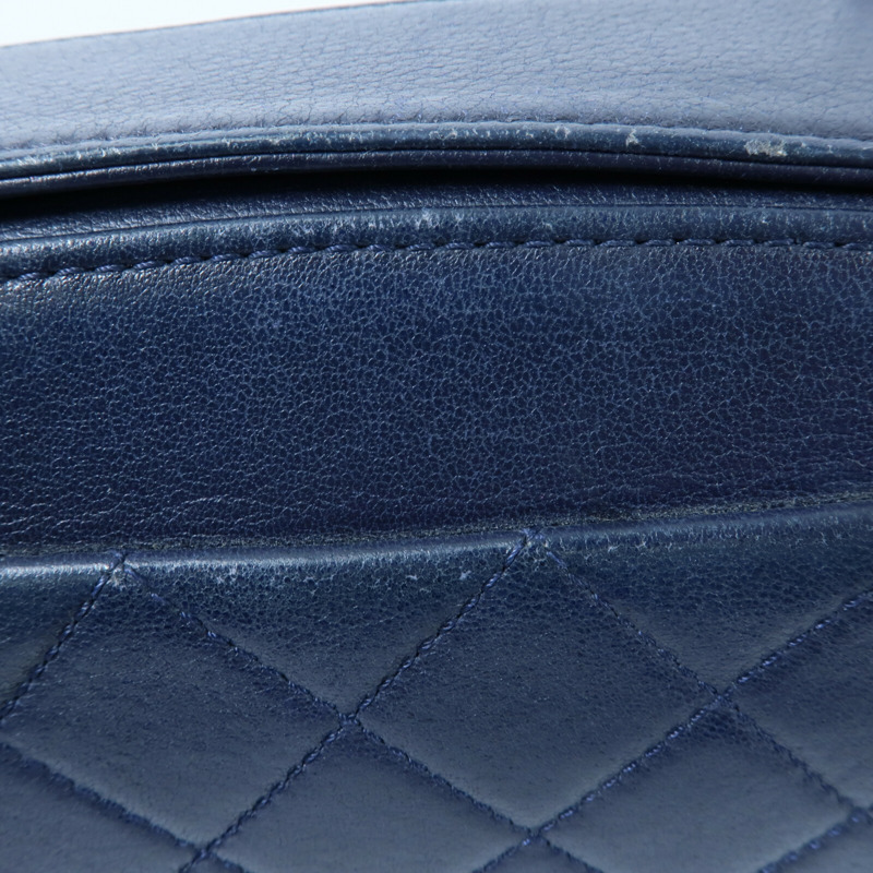 CHANEL 牛皮皮革Chain Shoulder鏈帶肩背袋-16