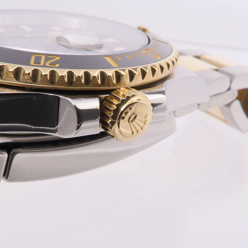 ROLEX Submariner Date 116613LN-10