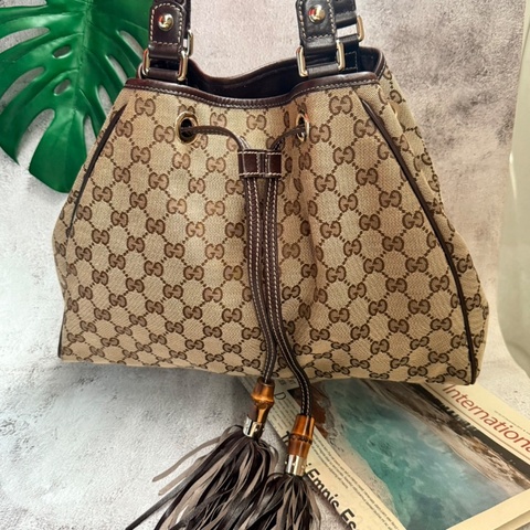 GUCCI GG緹花帆布竹節流蘇編織包
