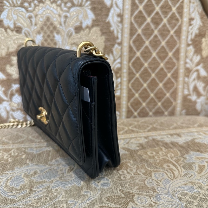 Chanel 黑羊皮霧金釦山茶花調節釦下蓋Woc斜背包AP3297-3