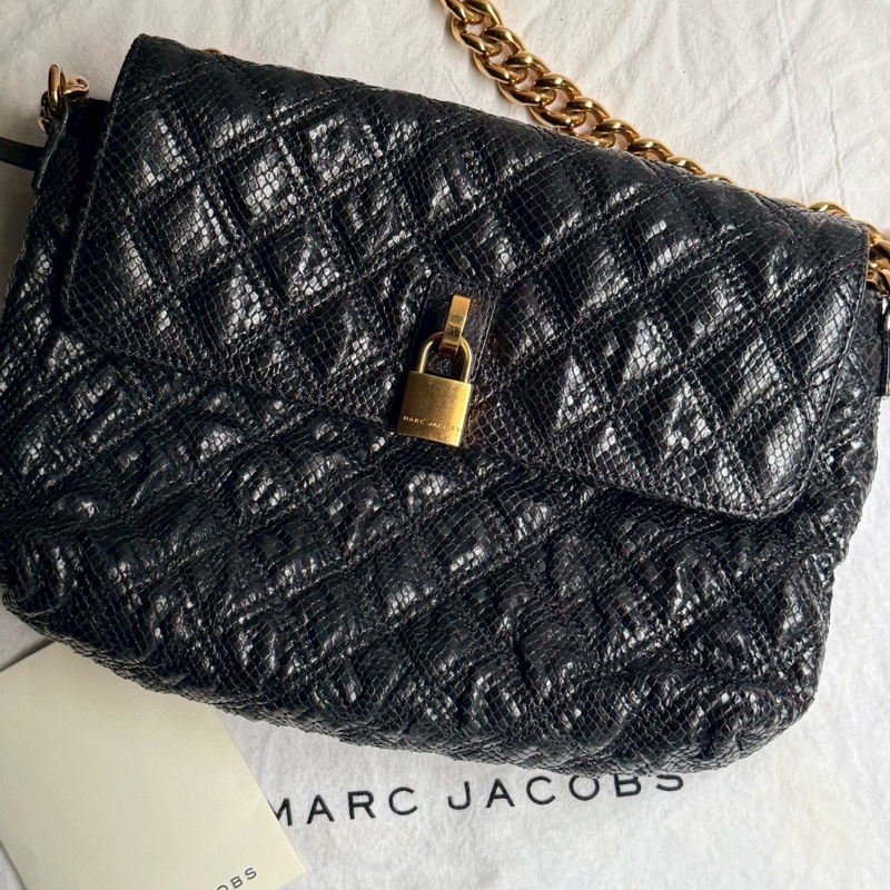 【必入手經典】Marc Jacobs 黑色菱格紋壓花鍊條包（稀有蛇紋款）-5