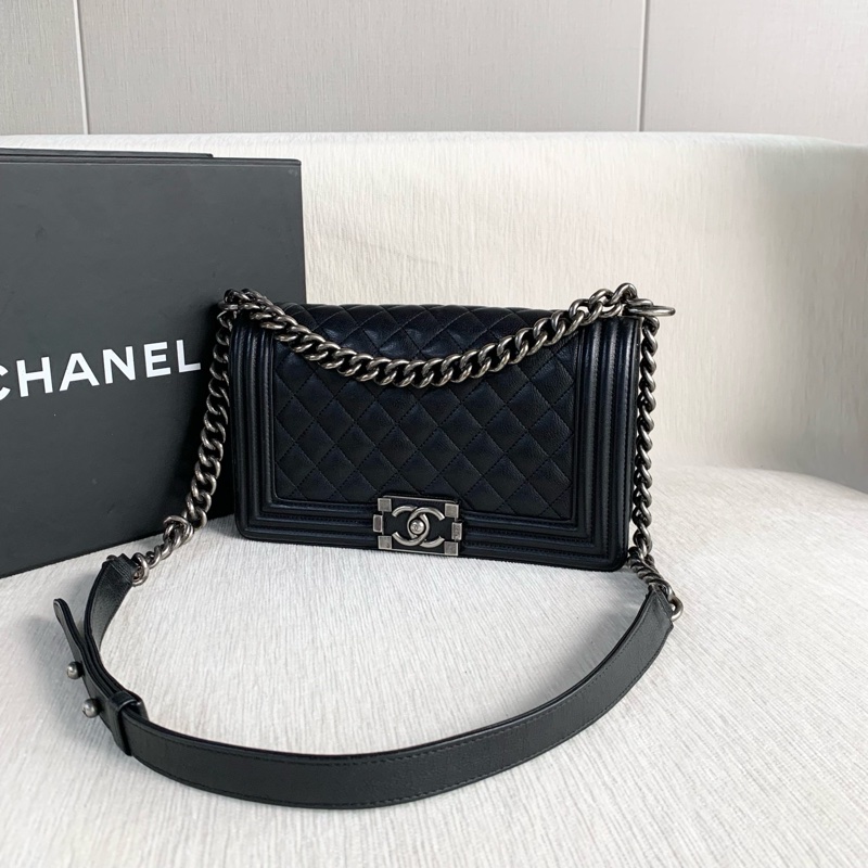 🌷極品保卡款! Chanel 香奈兒 Leboy 黑銀牛皮 中號-4