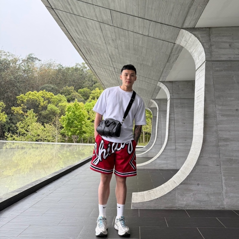 Louis Vuitton Keepall 25 黑灰老花帆布包-2