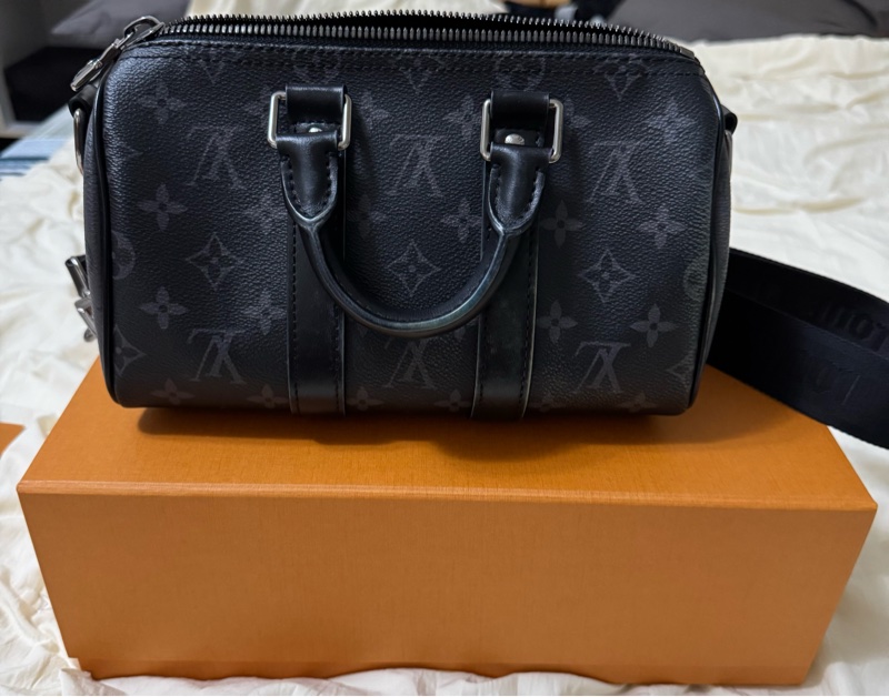 Louis Vuitton Keepall 25 黑灰老花帆布包-5
