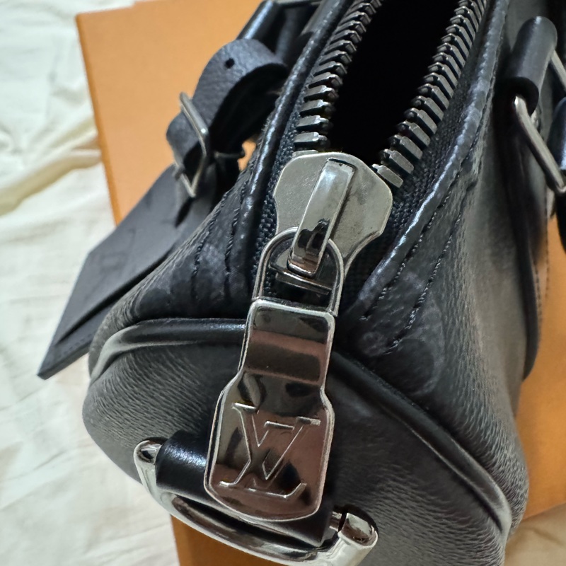 Louis Vuitton Keepall 25 黑灰老花帆布包-11