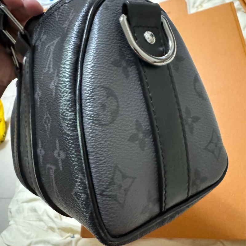 Louis Vuitton Keepall 25 黑灰老花帆布包-19