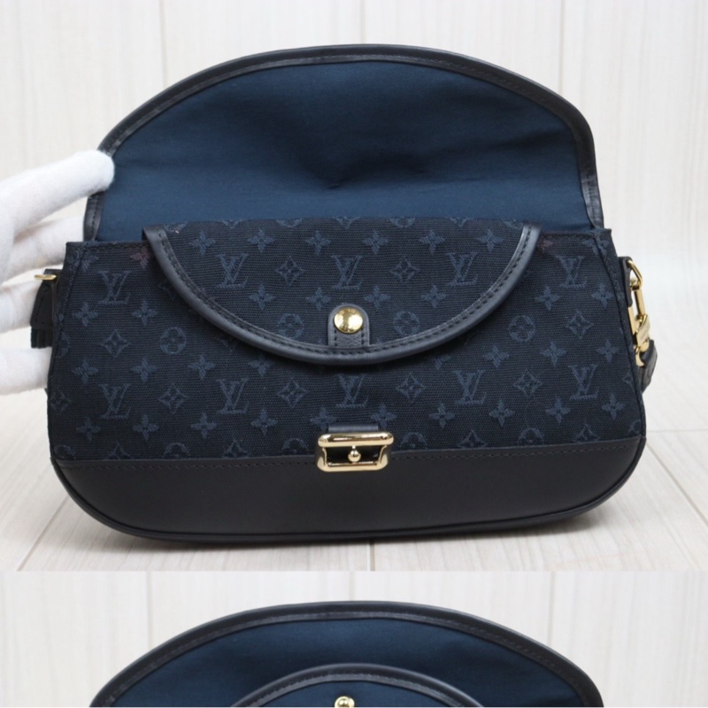 LV 單寧牛仔腋下包-9