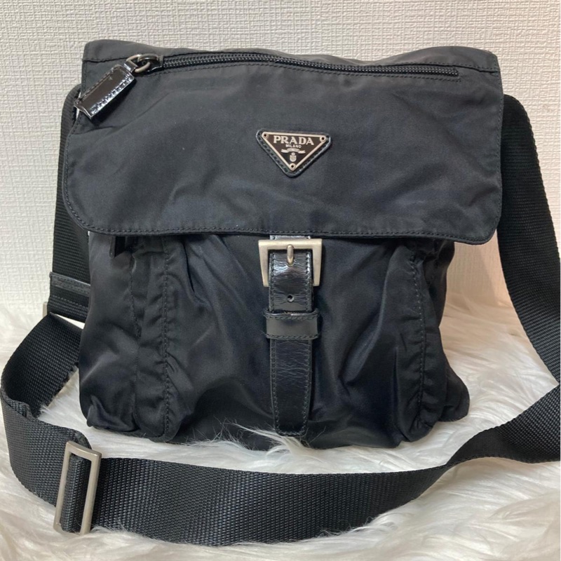 Prada 經典降落傘布面小書包/郵差包(附保卡)-1