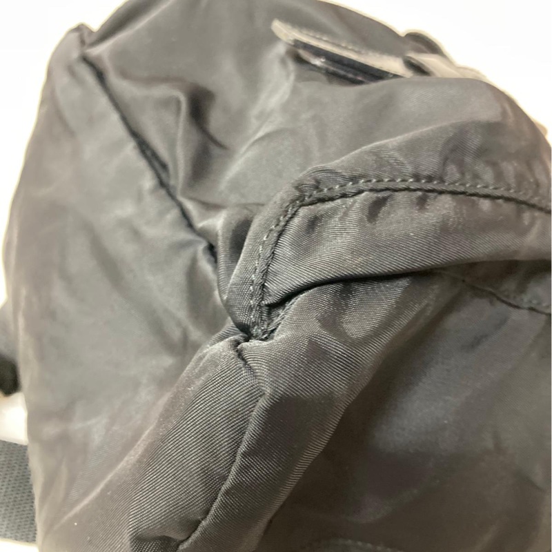 Prada 經典降落傘布面小書包/郵差包(附保卡)-7