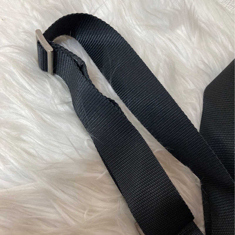 Prada 經典降落傘布面小書包/郵差包(附保卡)-18