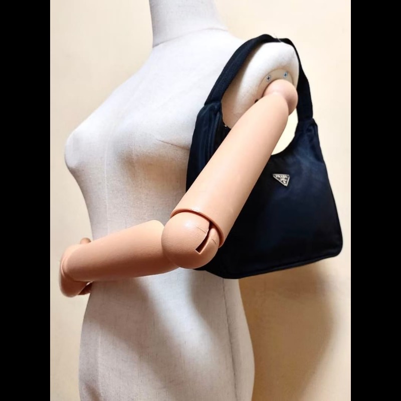 【LA LUNE】中古二手包 Prada黑色Hobo流浪腋下包 單肩包 側背包 側揹包 小包-8