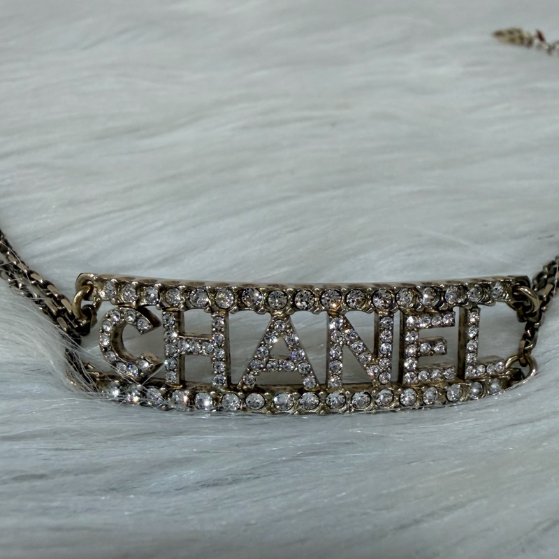 CHANEL AB8049 logo 金色金鍊水鑽字牌字母名字 項鍊 鎖骨鍊 頸鍊-1