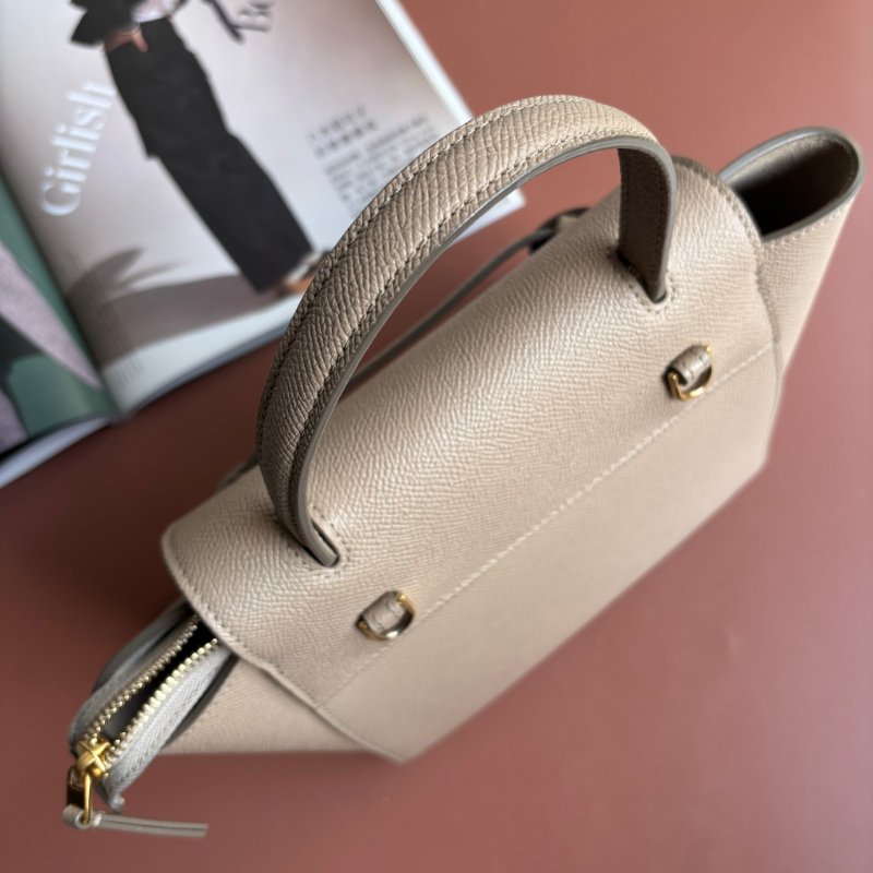 停產絕版::CELINE:: Nano Belt Bag 兩用手提斜背鯰魚包(淺灰褐色)-2