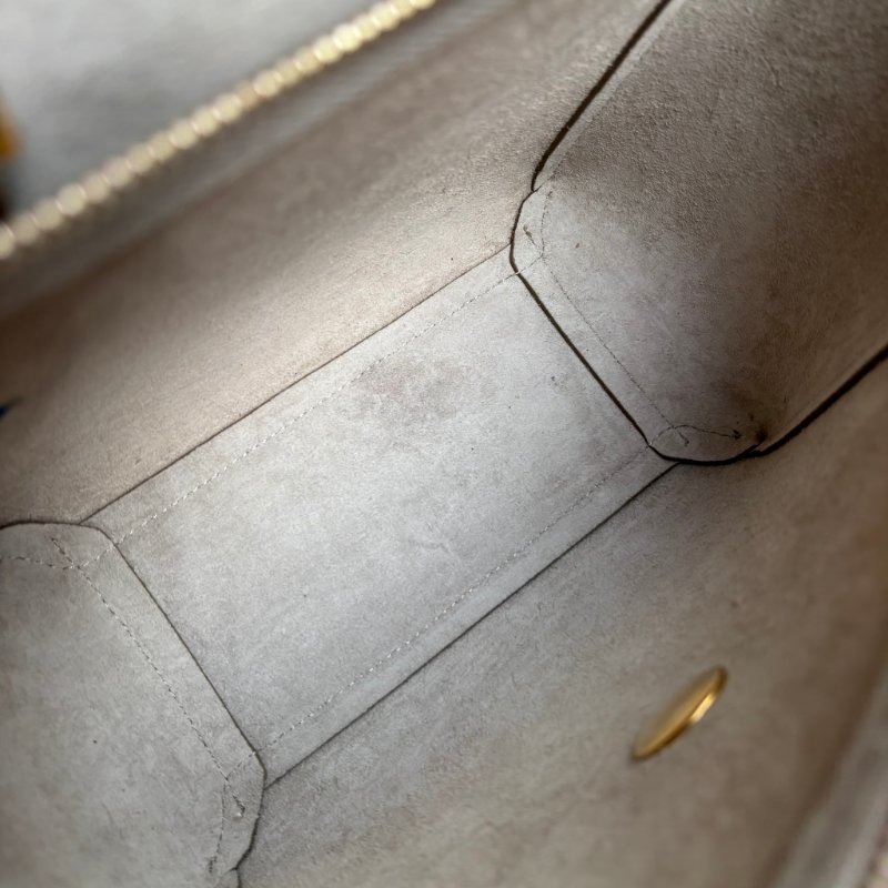 停產絕版::CELINE:: Nano Belt Bag 兩用手提斜背鯰魚包(淺灰褐色)-25