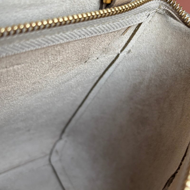 停產絕版::CELINE:: Nano Belt Bag 兩用手提斜背鯰魚包(淺灰褐色)-28