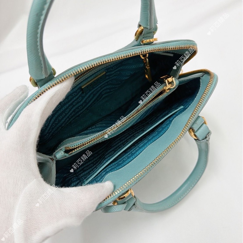 莉亞精品♡ Prada 湖水藍貝殼包 手提包 #二手-5