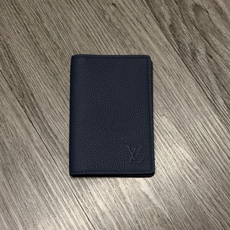 全新LV袋裝萬用錢包-1