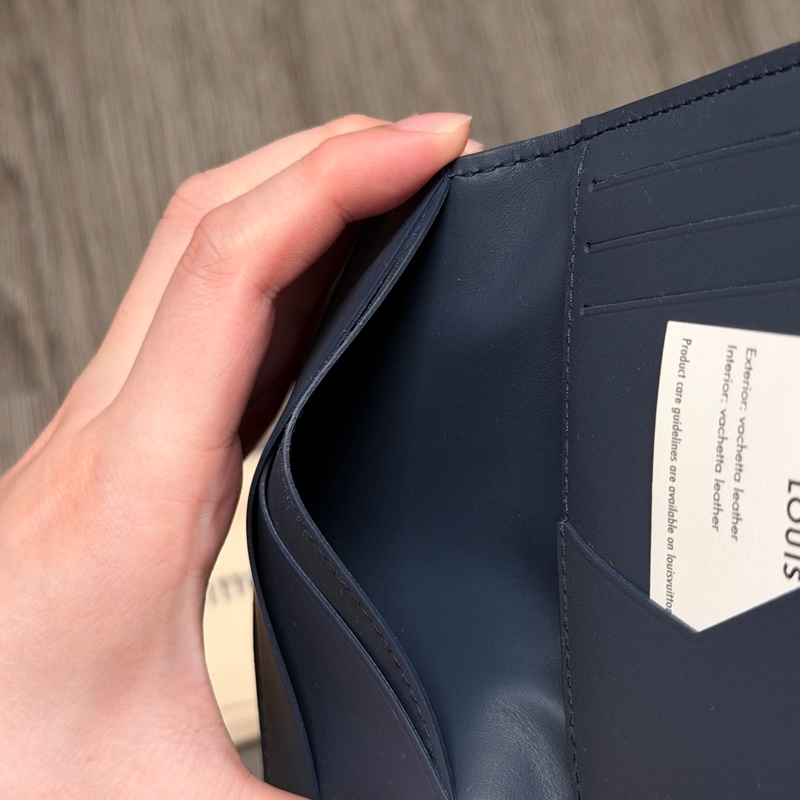 全新LV袋裝萬用錢包-9