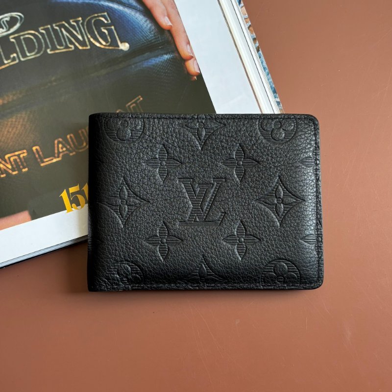 ::Louis Vuitton:: LV M62901 Multiple 壓紋對開短夾 男用 錢包-0