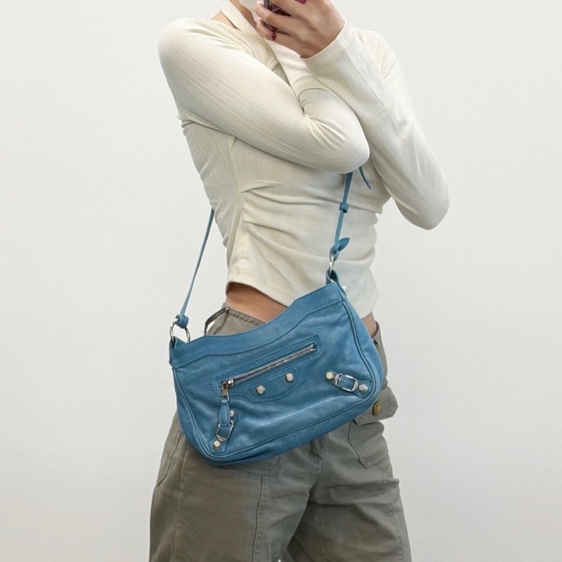 「JL精品代購」巴黎世家Balenciaga油蠟皮霧霾藍銀扣mini斜挎機車包-1