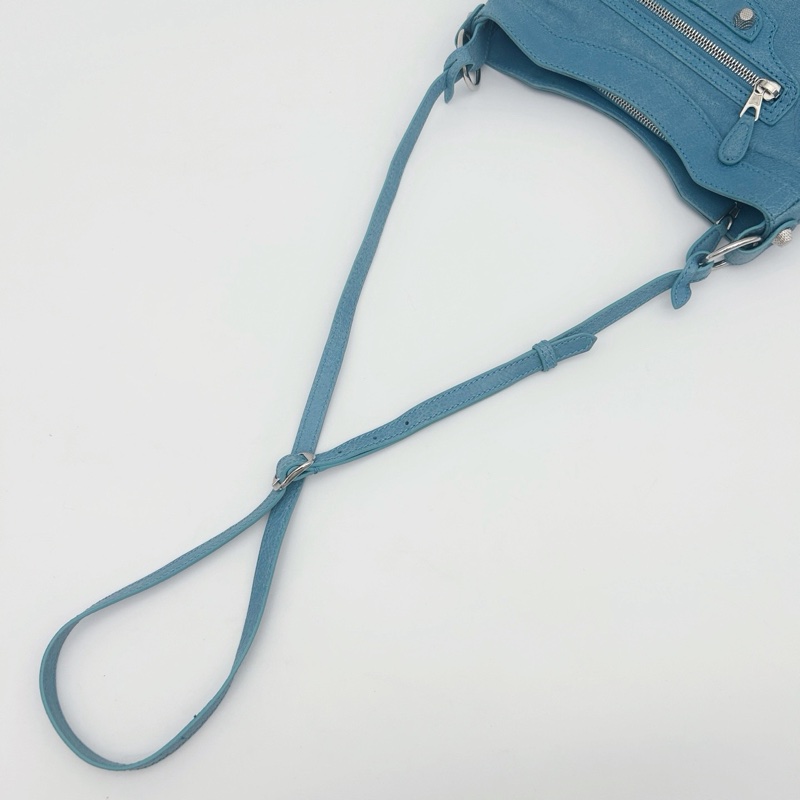 「JL精品代購」巴黎世家Balenciaga油蠟皮霧霾藍銀扣mini斜挎機車包-11