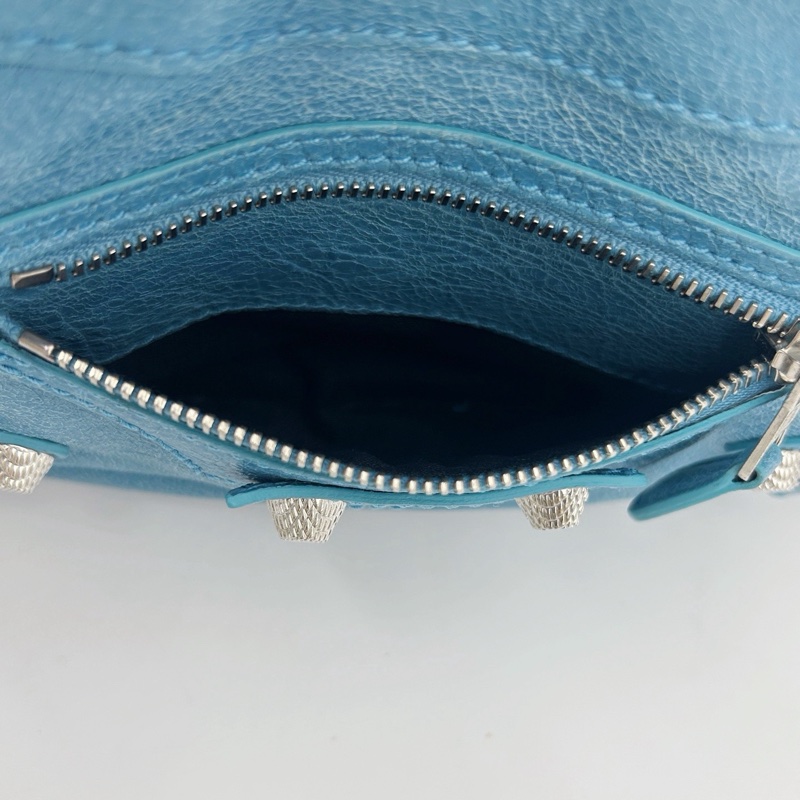 「JL精品代購」巴黎世家Balenciaga油蠟皮霧霾藍銀扣mini斜挎機車包-13