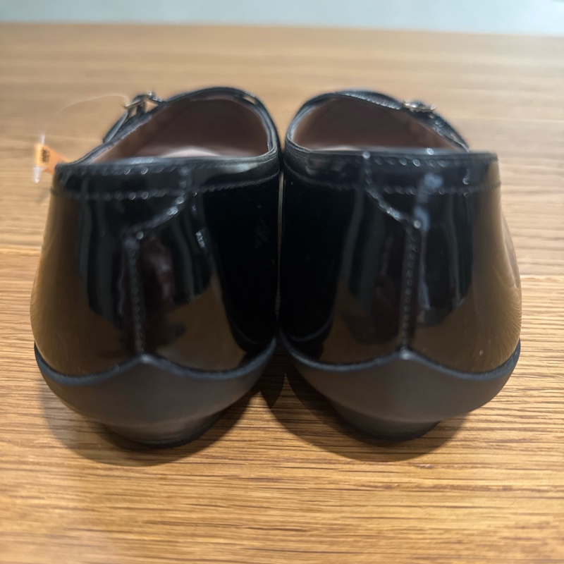 Salvatore Ferragamo US71/2-3