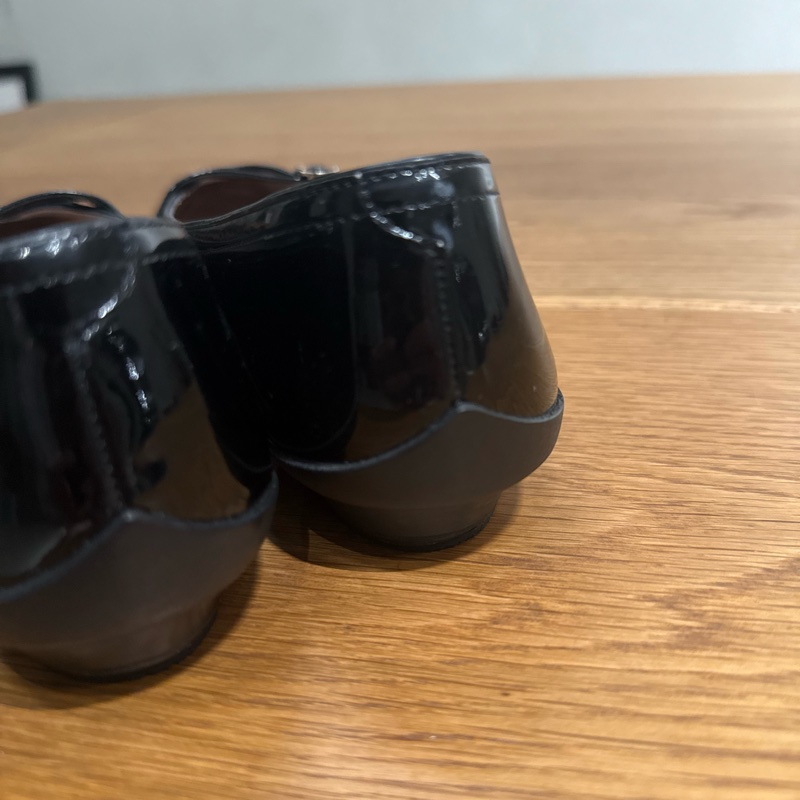 Salvatore Ferragamo US71/2-15