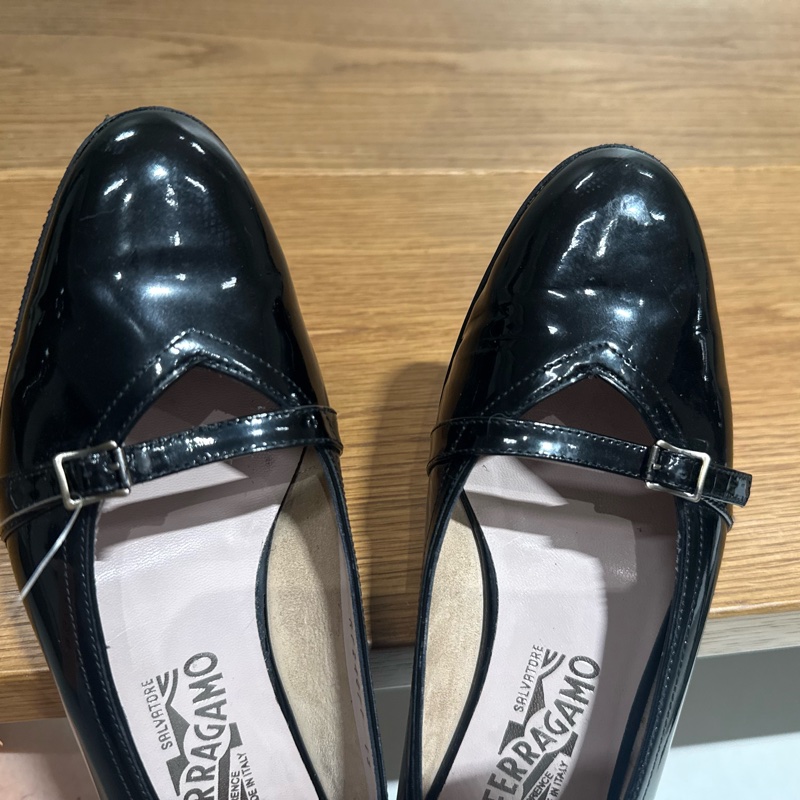 Salvatore Ferragamo US71/2-20