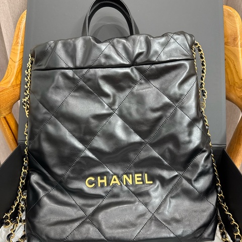 Chanel 22 後背包