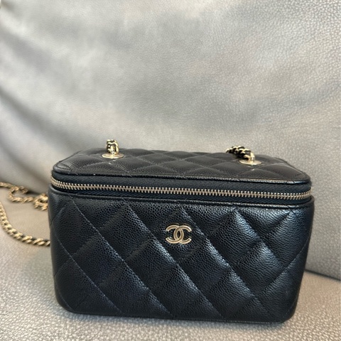 Chanel Vanity Case荔枝皮黑盒子金鏈 化妝包 二手