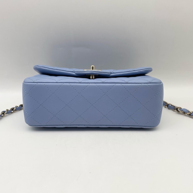 Chanel香奈兒CF藍色大mini 99新 有卡-6