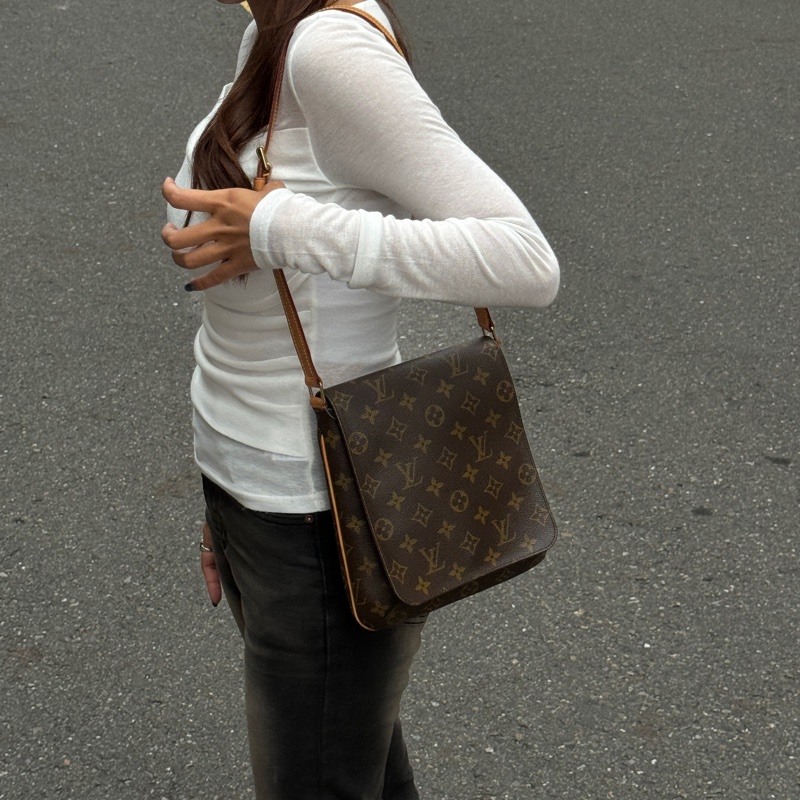 (99新閒置) LV 經典老花 王菲包 肩背斜背包 【專櫃10.3萬】-17