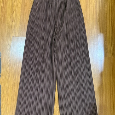 三宅ㄧ生 Issey Miyake 咖啡色限量褲子 #3